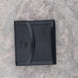 Dooney and Bourke navy wallet